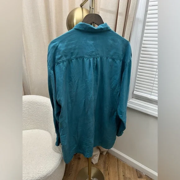 Reputation Long Sleeve Botton down | 100% Silk | Extra Large - Picture 6 of 7